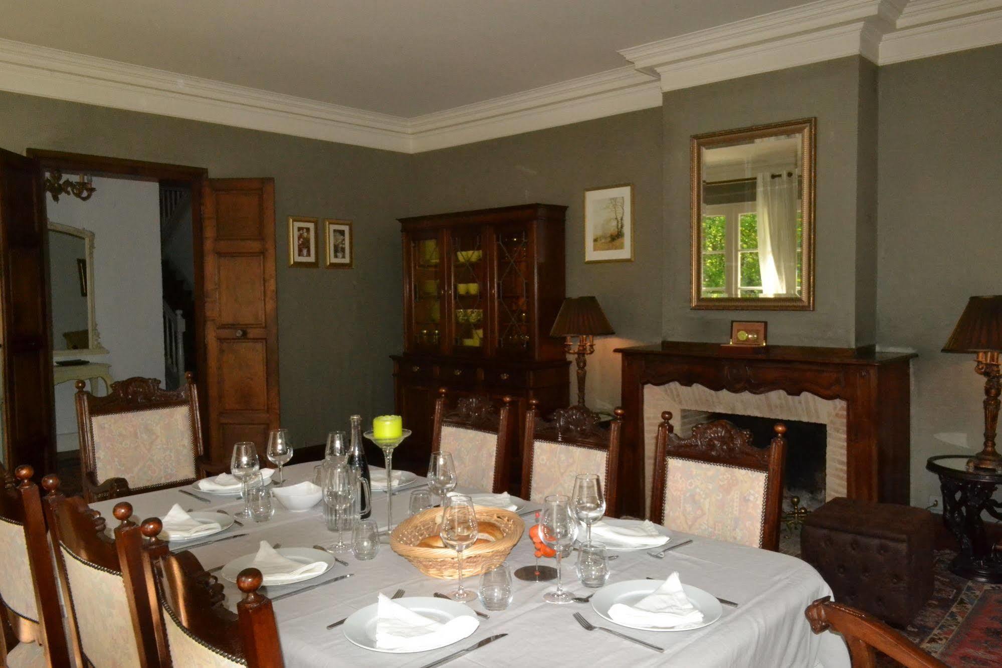 Chambres D'Hotes Domaine Du Hameau Baylesse Saint-Jean-d'Aigues-Vives المظهر الخارجي الصورة