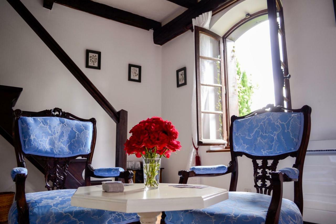 Chambres D'Hotes Domaine Du Hameau Baylesse Saint-Jean-d'Aigues-Vives المظهر الخارجي الصورة