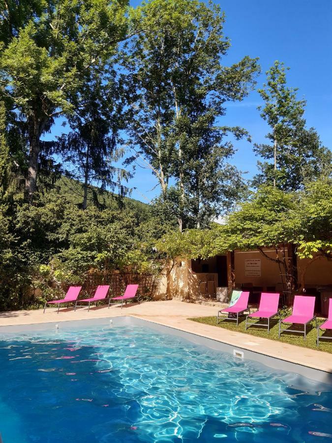 Chambres D'Hotes Domaine Du Hameau Baylesse Saint-Jean-d'Aigues-Vives المظهر الخارجي الصورة